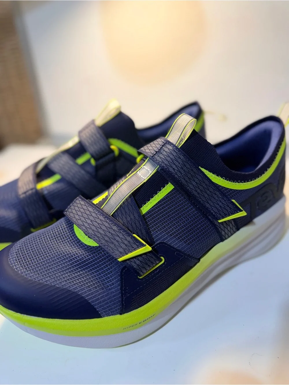 Teva Aventrail R2T Shoe – Men’s 12 (New in Box)